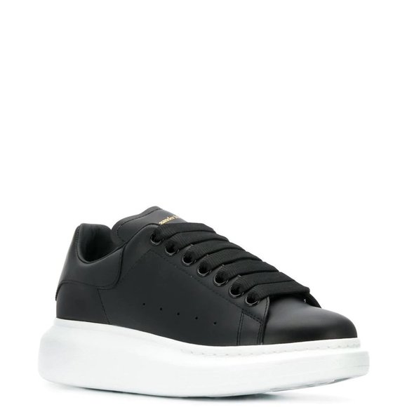 Alexander McQueen Oversized Low-top Sneakers-Black - Picture 2 of 4